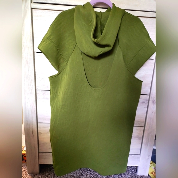 FABLETICS X YITTY Backless Hoodie Sport Dress Cap Sleeve Moss Green - Picture 5 of 10